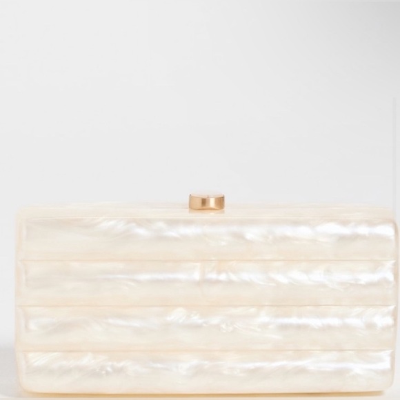 Cult Gaia Enid Clutch. Ivory. - Picture 3 of 15